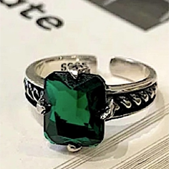 Emerald Green Citrine Sterling Silver Ring Set - Picture 6 of 8